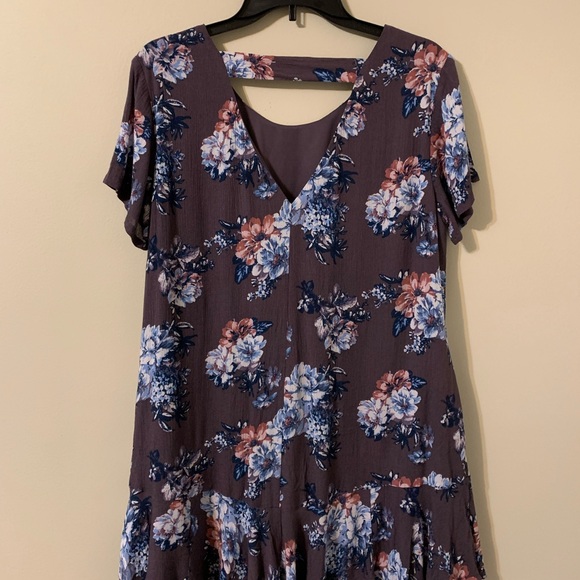 ALTAR’D STATE Floral Dress/Tunic with pockets, size Large - Picture 10 of 16